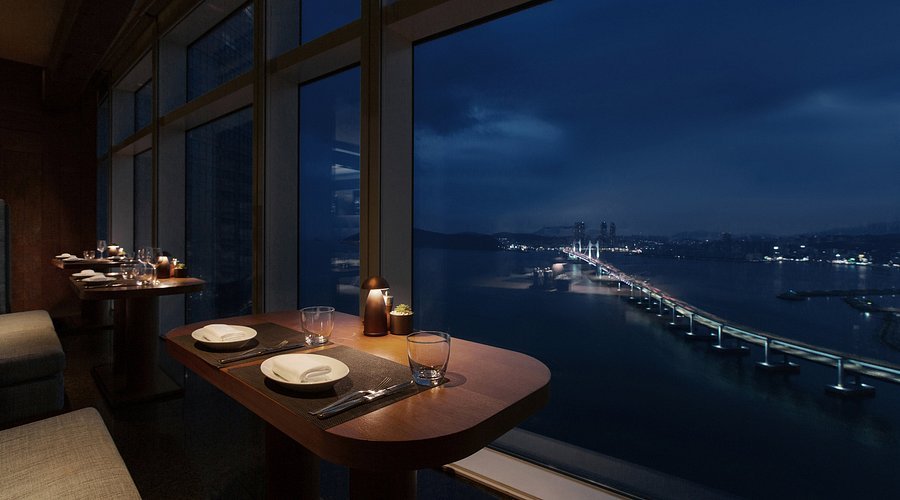 Dining Room Park Hyatt Busan: Destinasi&nbsp;Upscale Steak and International Cuisine in a Luxury Setting